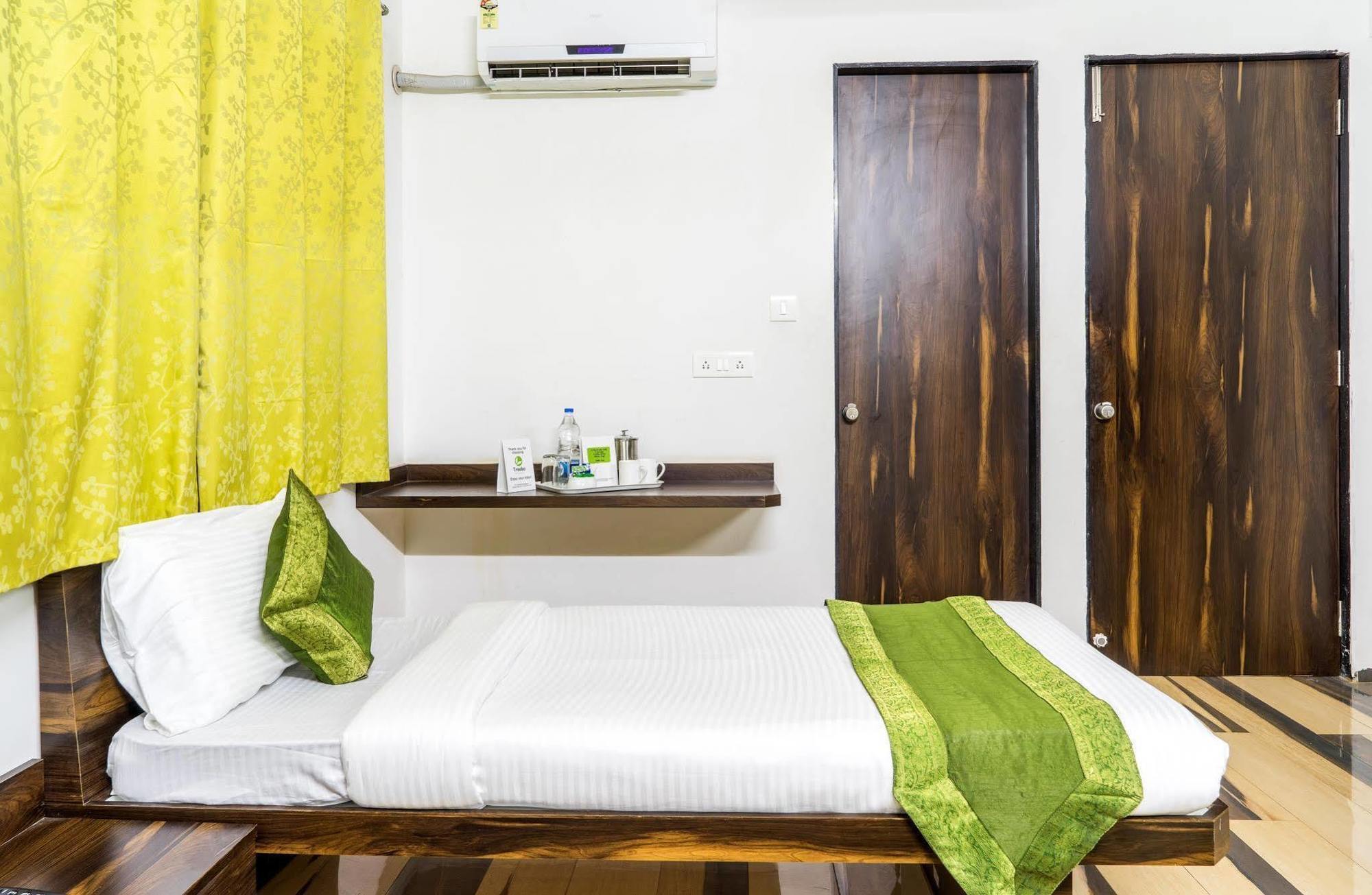 Fabhotel Pruthamesh Pride Nashik Exteriör bild