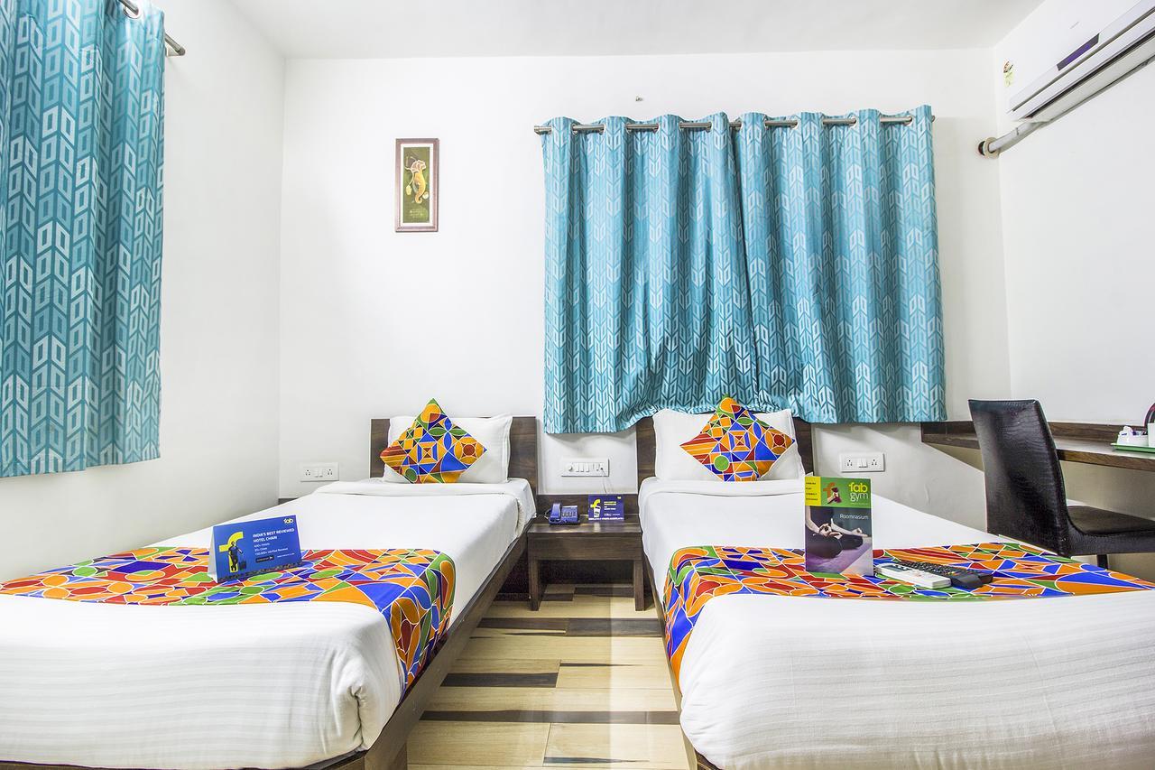 Fabhotel Pruthamesh Pride Nashik Exteriör bild
