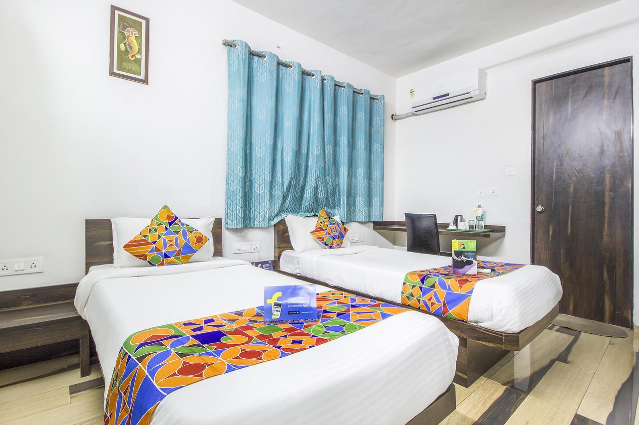 Fabhotel Pruthamesh Pride Nashik Exteriör bild