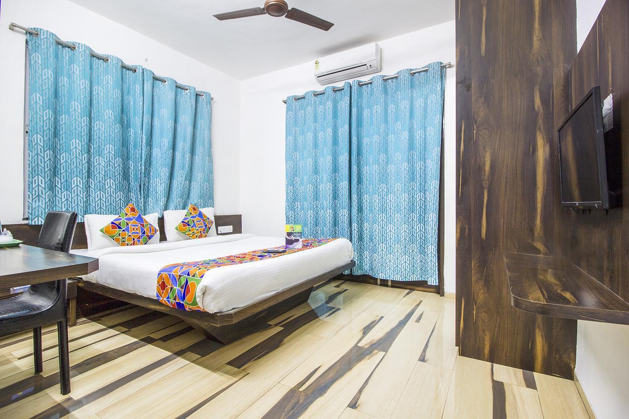 Fabhotel Pruthamesh Pride Nashik Exteriör bild